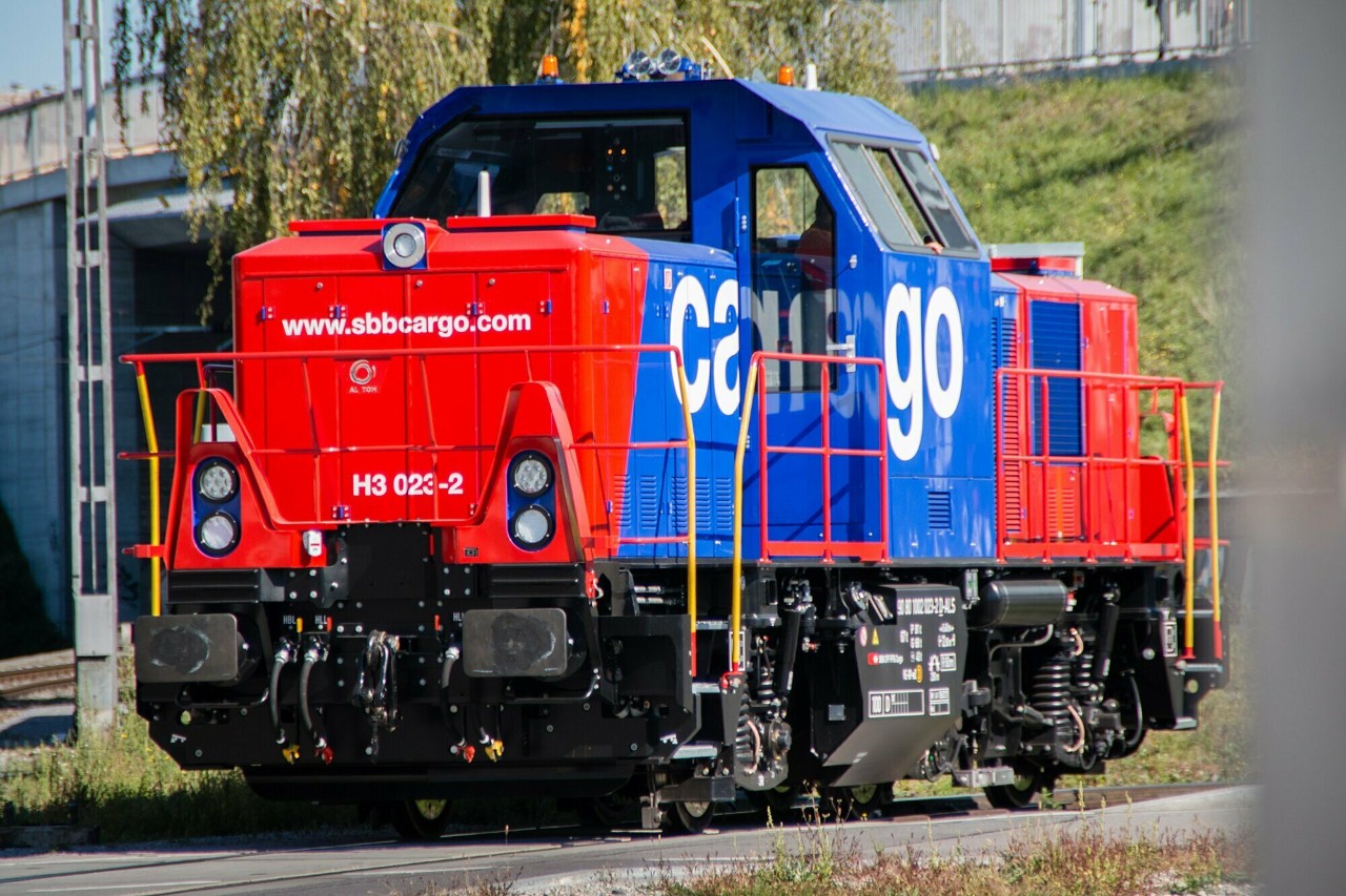 Re 482